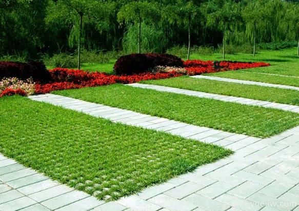 植草磚因何成為生態(tài)城市的必備材料？(圖1)