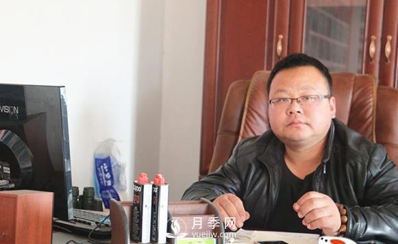 南陽(yáng)月季大戶(hù)——李紹凱(圖1)